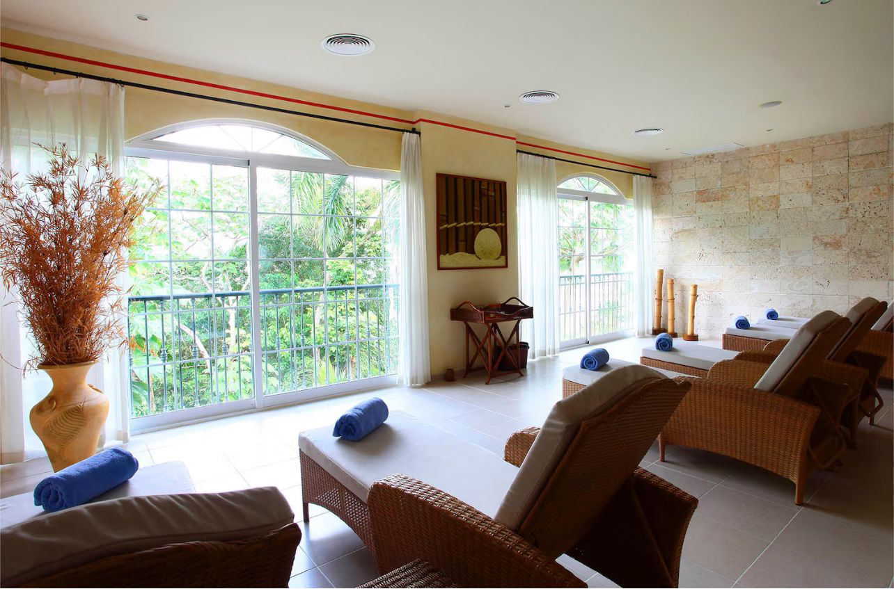 Salón de relajación de Serene Spa Samaná